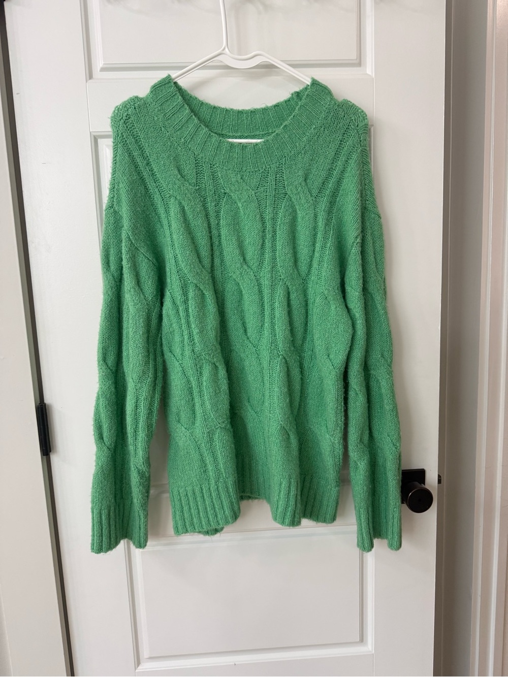 American Eagle Outfitters Green Oversized Cable Knit Crewneck Sweater